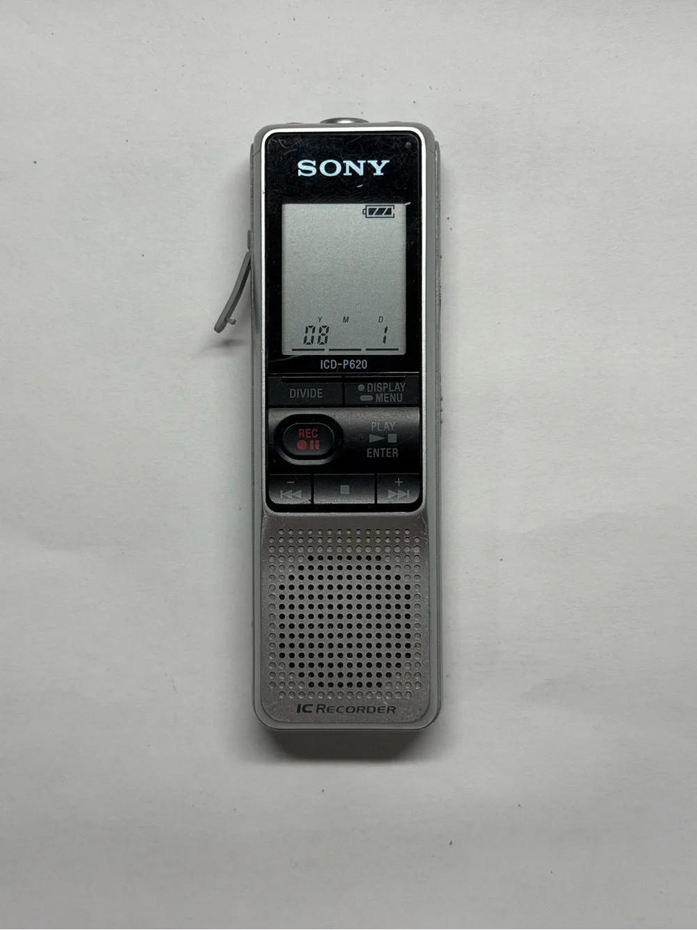 Sony ICD-P620 Digital Voice Recorder Dictaphone Handheld 512MB